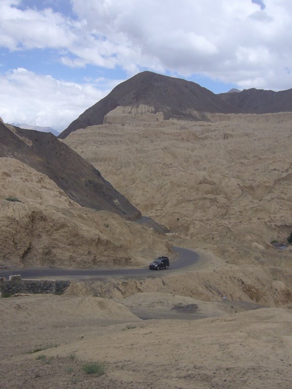 Travel - India - Ladakh - Rented Car - To Lamayuru